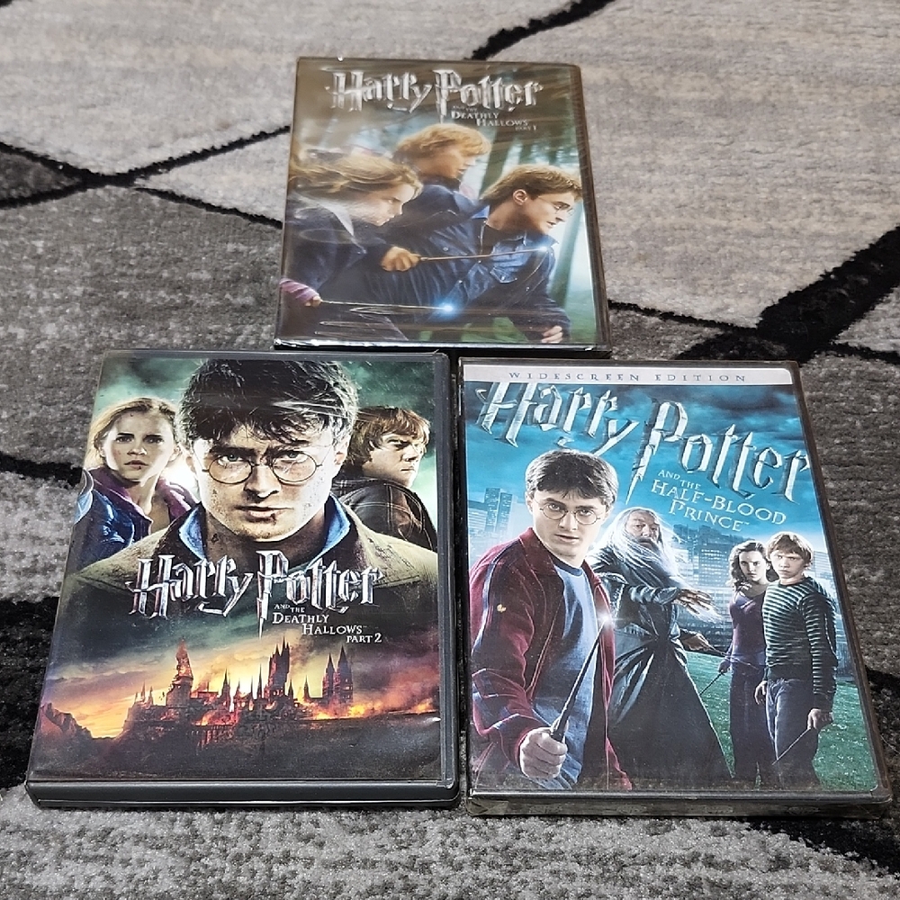 HARRY PAOTTER AND THE DEATHLY HALLOWS 1&2 AND THE HALF-BLOOD PRINCE DVD BUNDLE